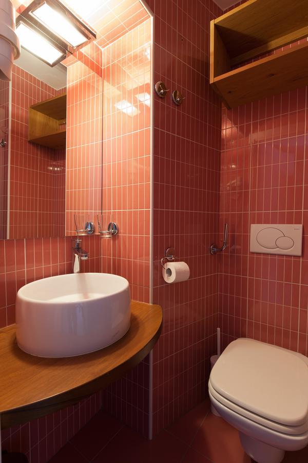 Julija&Robert'S Riverview Apartments And Rooms Ljubljana Exterior photo
